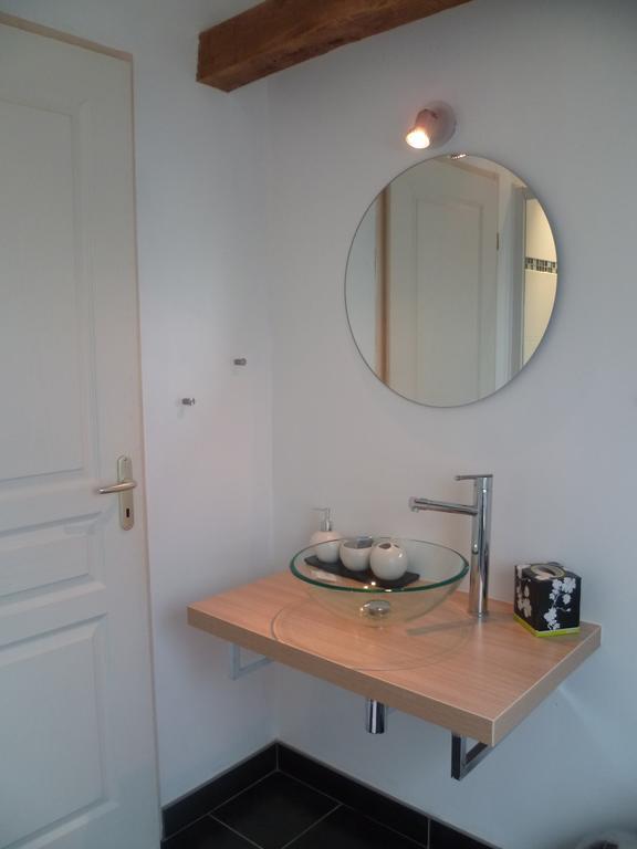 Domaine De La Basse Orme Bed & Breakfast Les Iffs Room photo